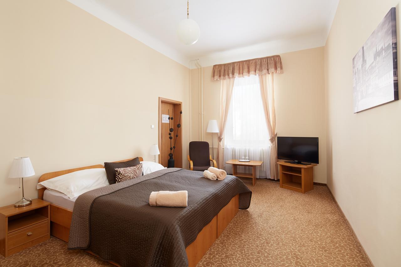 Hotel City Bell Praha Bagian luar foto